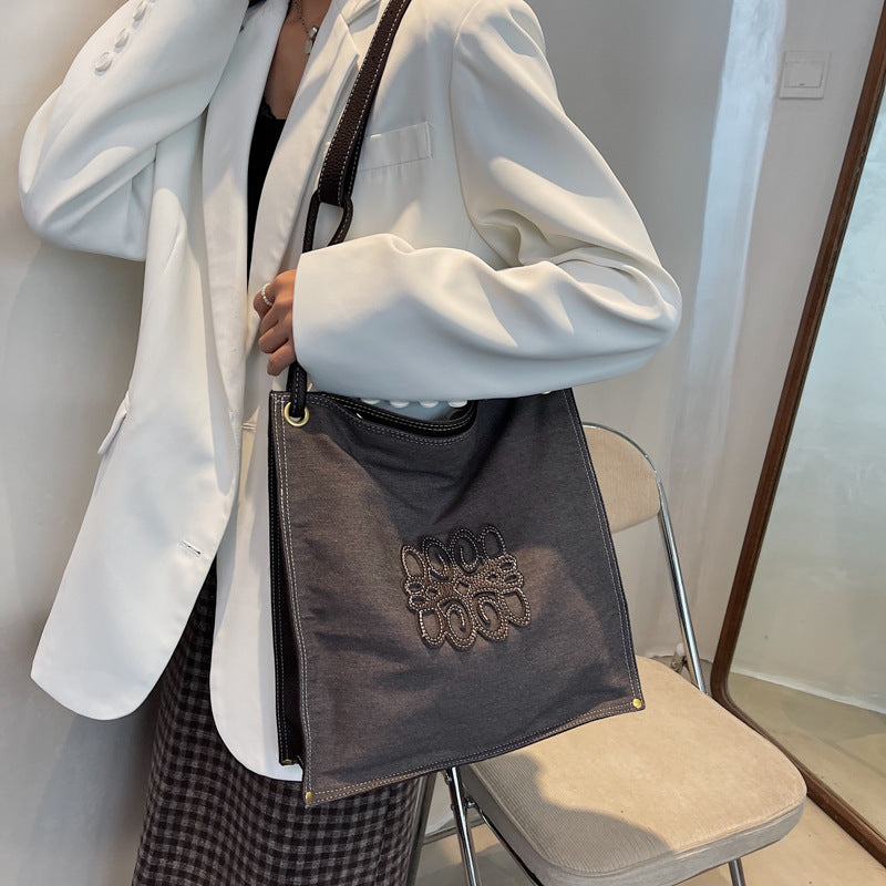 Large Capacity New Women's Versatile Canvas Bag