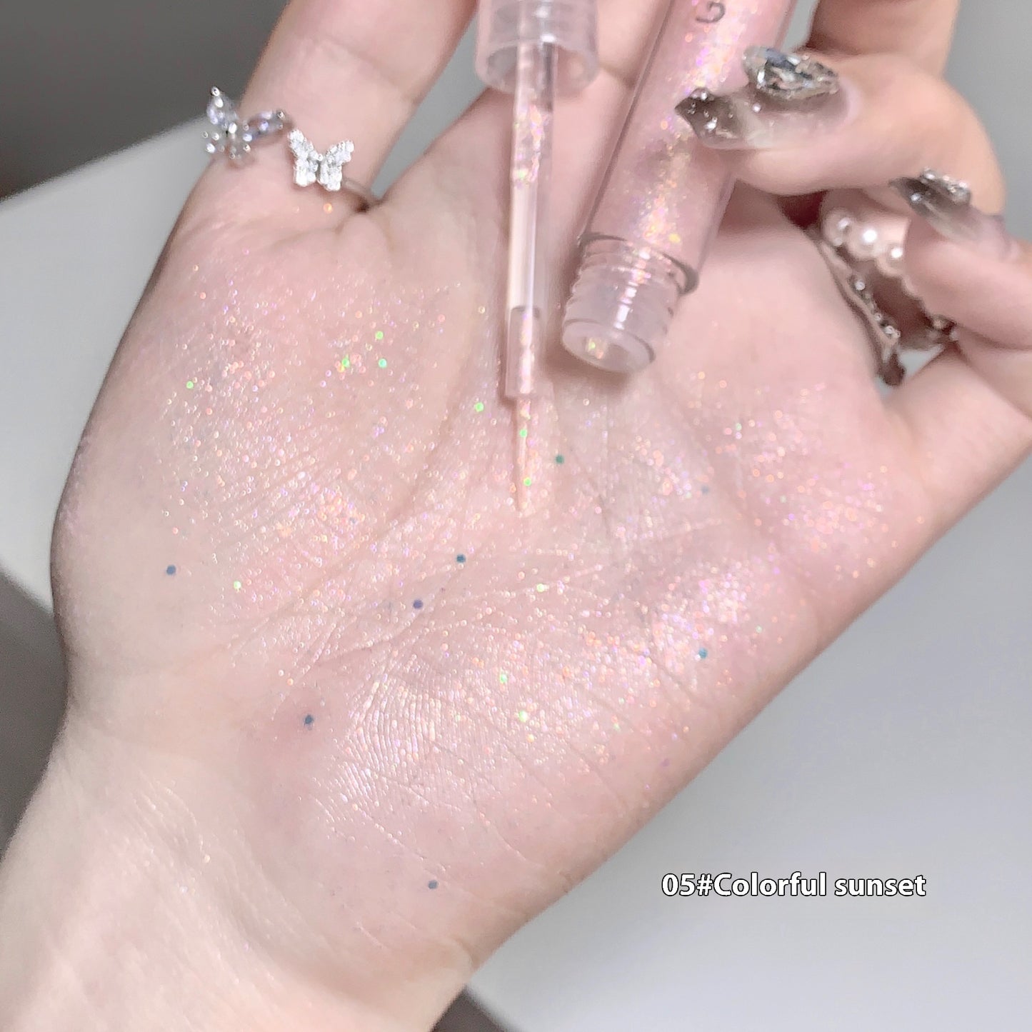 Gogo Bear Gem Tears Liquid Eye Shadow Waterproof Shimmering Powder Sequins