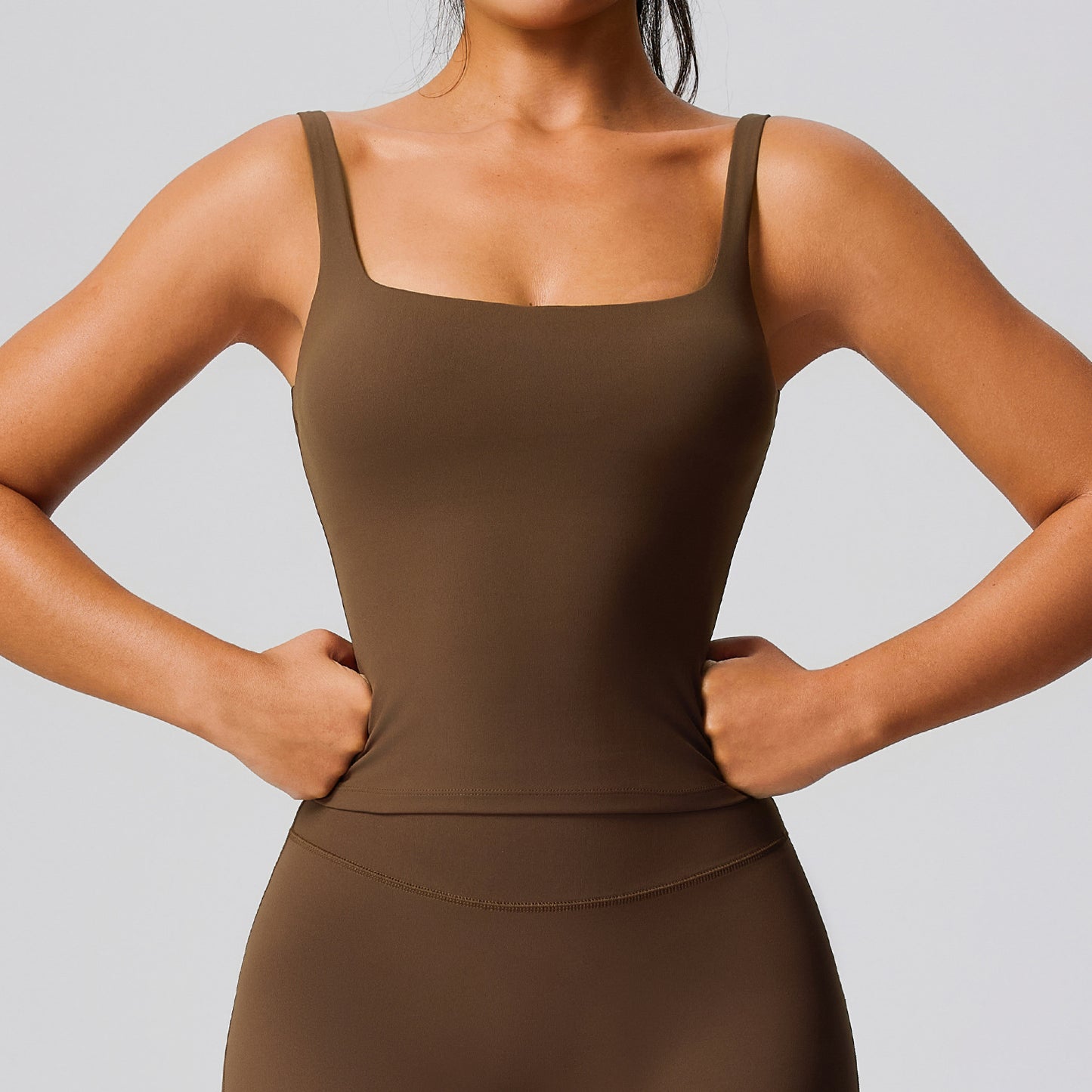 Womens Butt-Lifting Two-Piece Workout Outfit