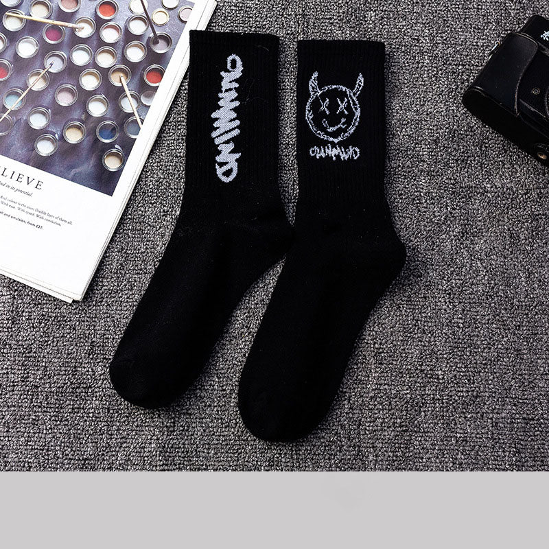 Spring And Autumn Sports Graffiti Men's Basketball Socks