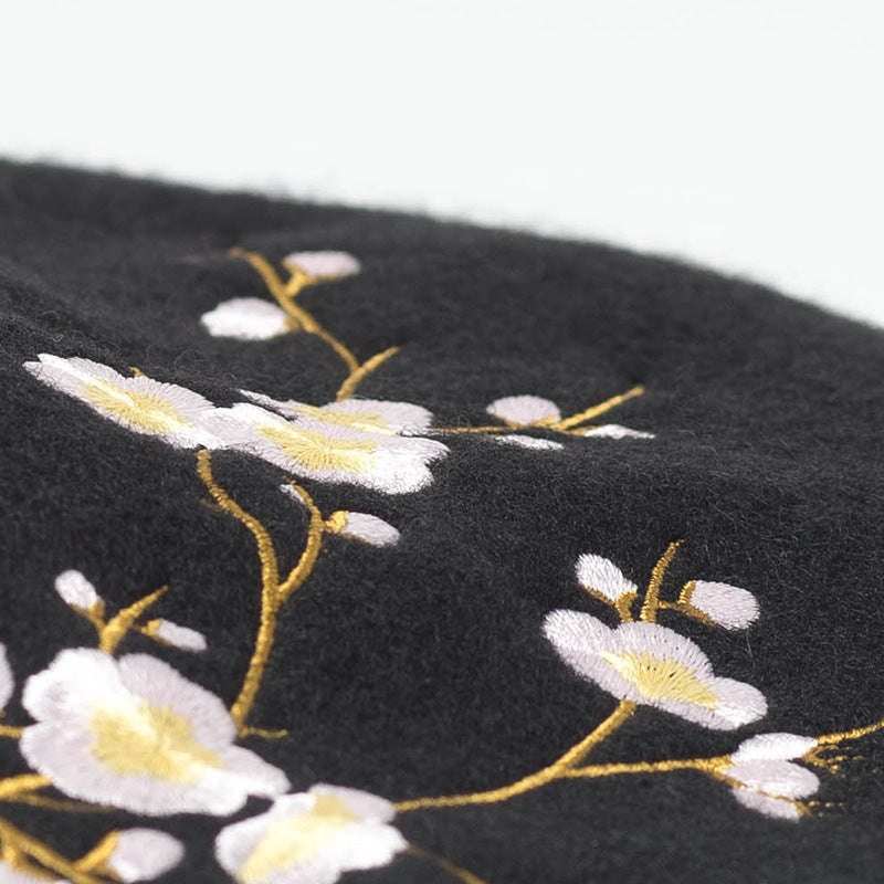 Plum Embroidery Wool Beret Painter