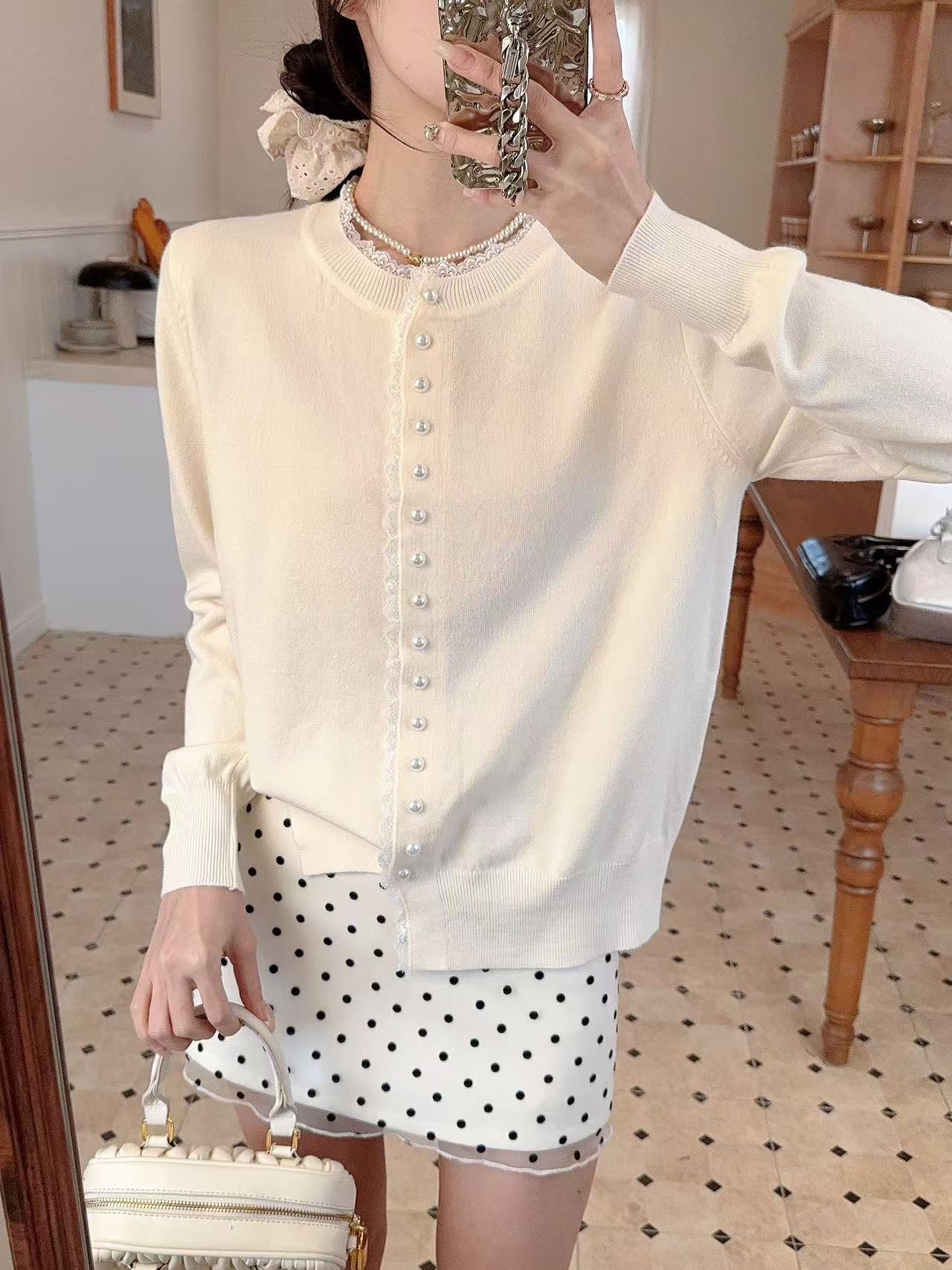 Women's Western Style Youthful-looking Chic Round Neck Long Sleeve Top