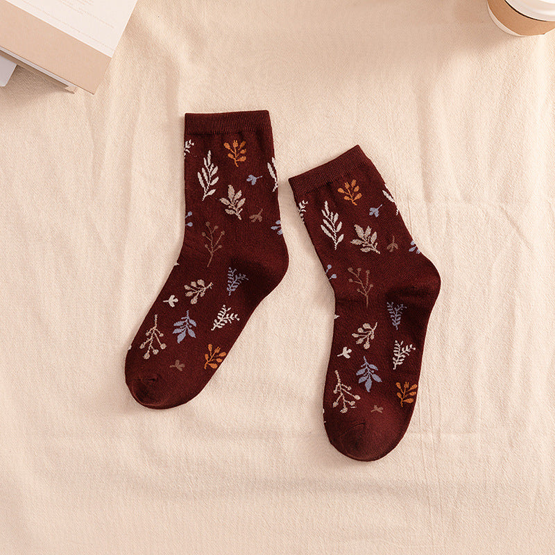Women's Fashion Vintage Mid-calf Jacquard Socks