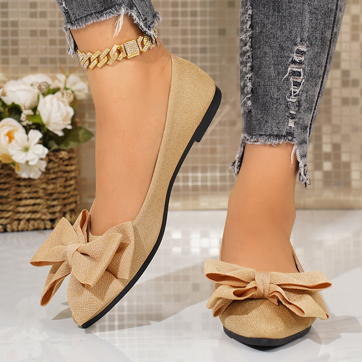 Plus-size Bow-tie Pointed-toe Slip-on Shoes