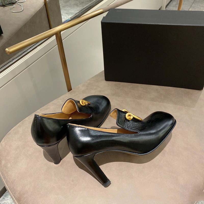 Horseshoe Buckle Tapered Stiletto Shoes