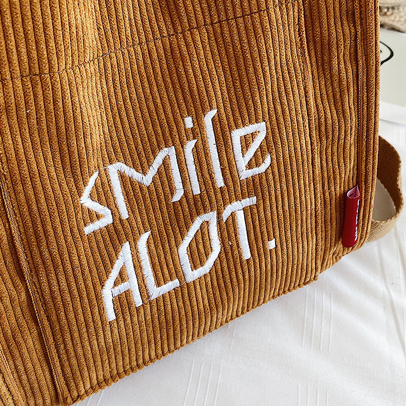 Fashion Casual One-shoulder Forest Literary And Artistic Vintage Messenger Bag