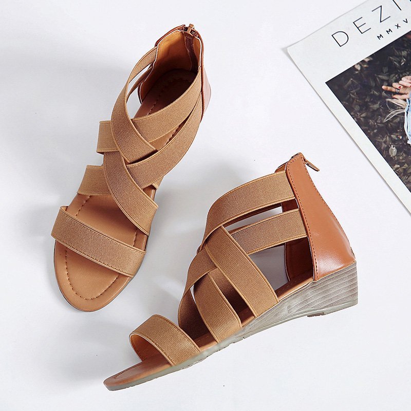Summer New Large Size Women's Solid Color Low Heel Sandals