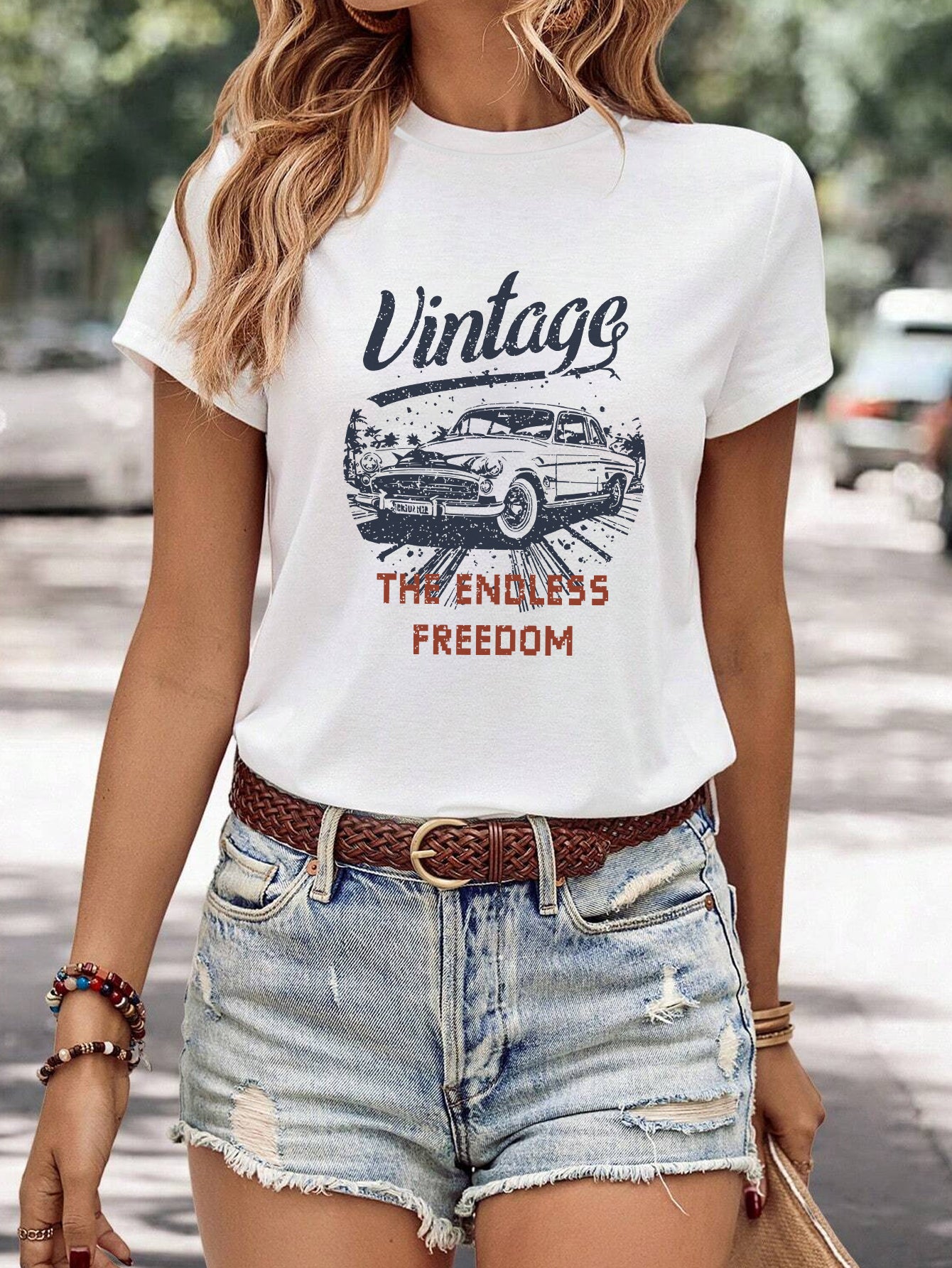 Women's Minimalist Printed Casual Round Neck Short Sleeved Shirt