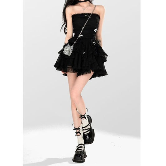 Womens Dress Cinched Waist Bold Tube Top Design With Custom Made Tulle For A Voluminous Princess Like Silhouette