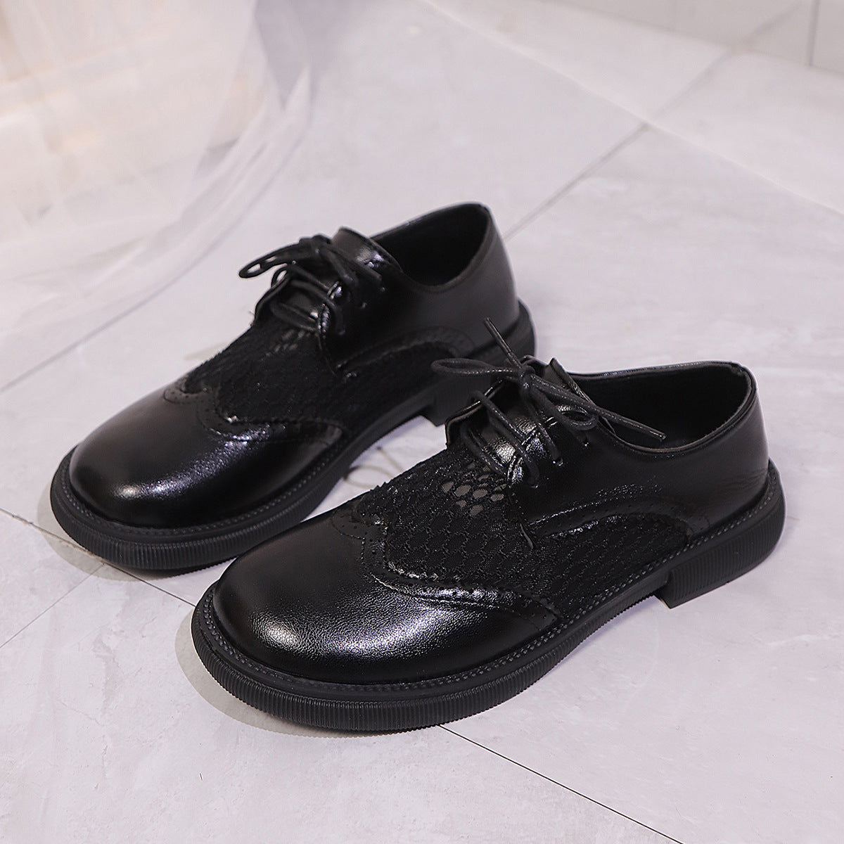 Mid Heel Lace-up Mesh Breathable Stylish Leather Shoes