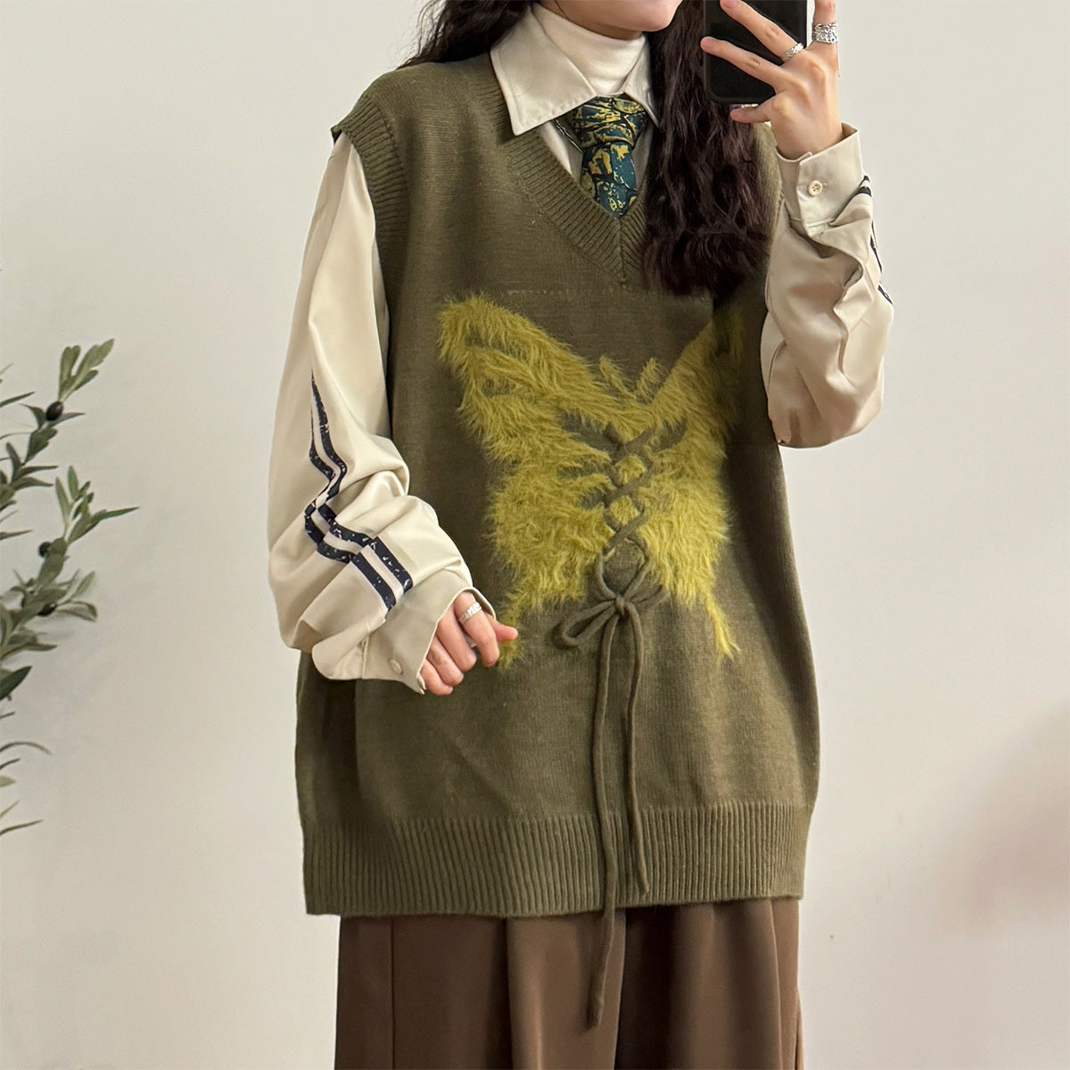 Butterfly Rope Knitwear V-neck Sweater Vest