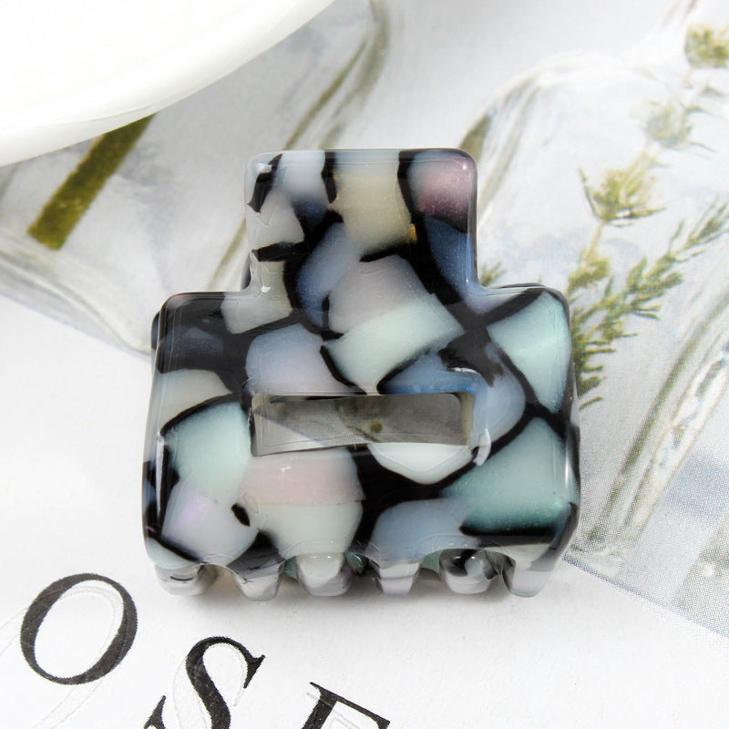 South Korea Geometric Hollow Acetate Grip