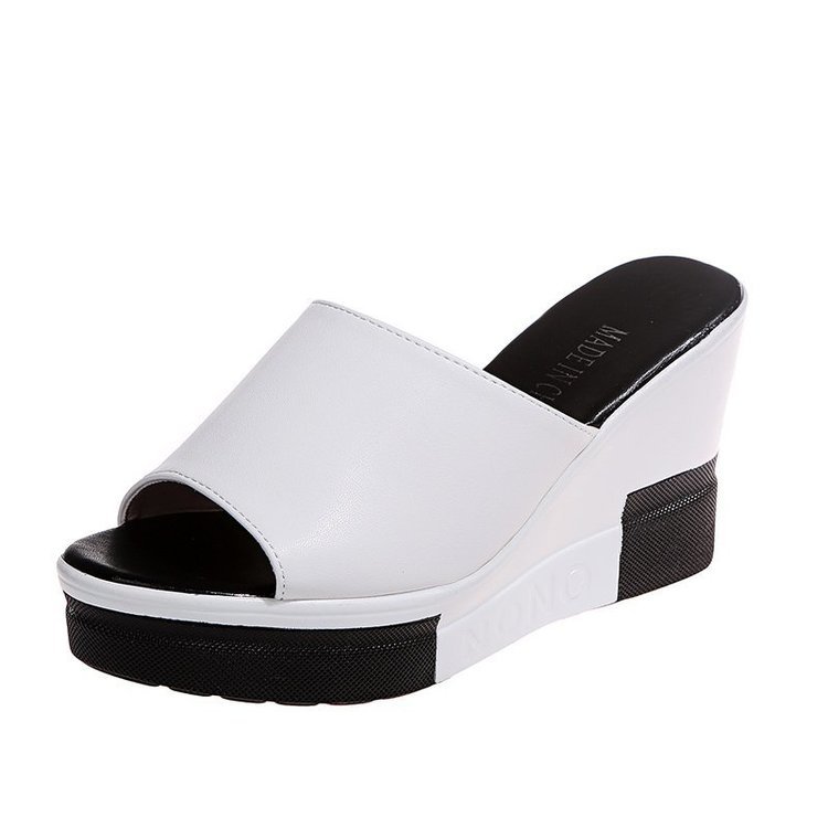 New Style Platform Sandals With Thick Bottom