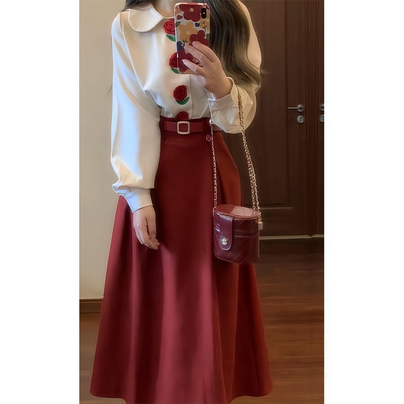 French Retro Chic Fashion Salt-style Light Mature Two-piece Set