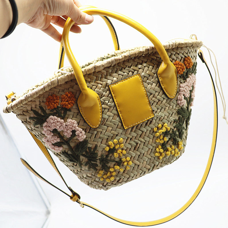 Watercress Handbag Single Shoulder Crossbody Straw Bag