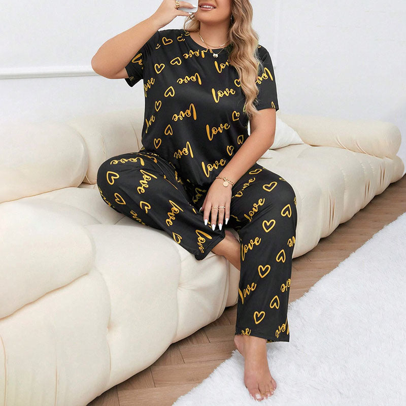 Women's Plus-sized Heart Printing Round Neck Short-sleeved Trousers Pajamas Suit