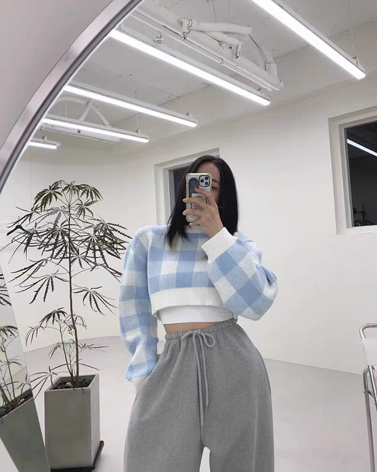Women's Early Autumn Short And Thin Sweater