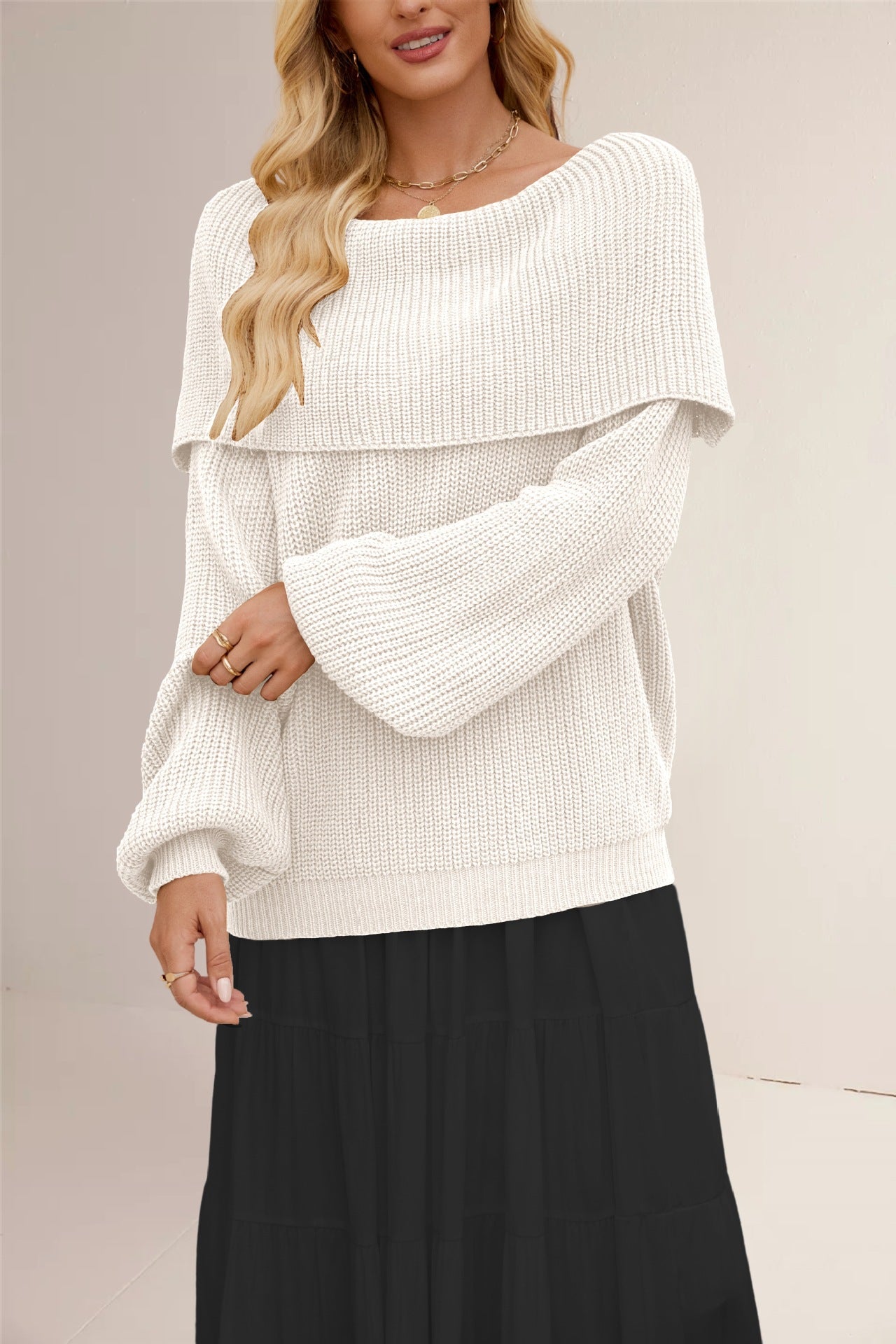 Women's Loose Knit Sweater With Boat Neck