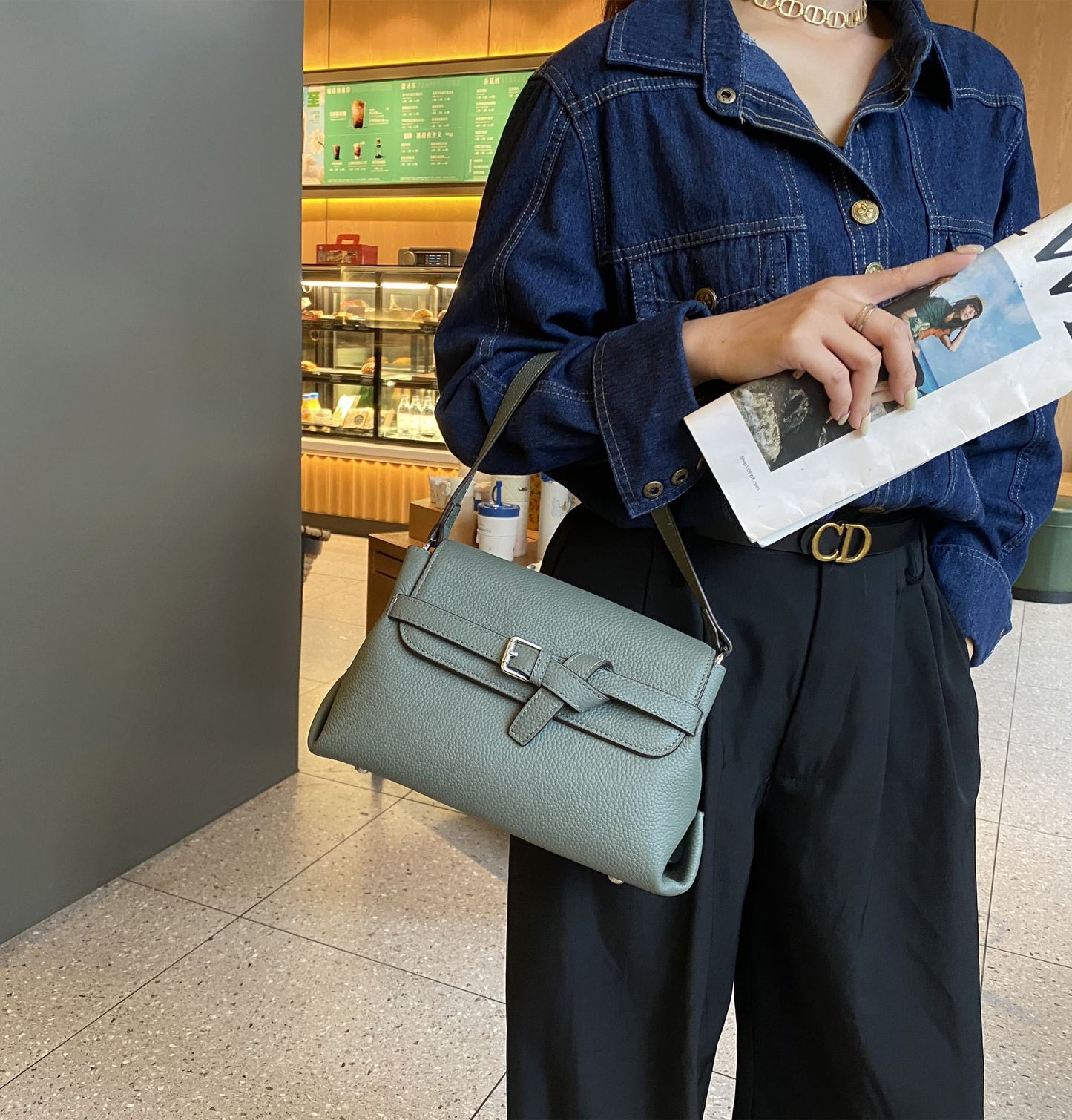 Women's Fashionable And Versatile Simple Crossbody Bag