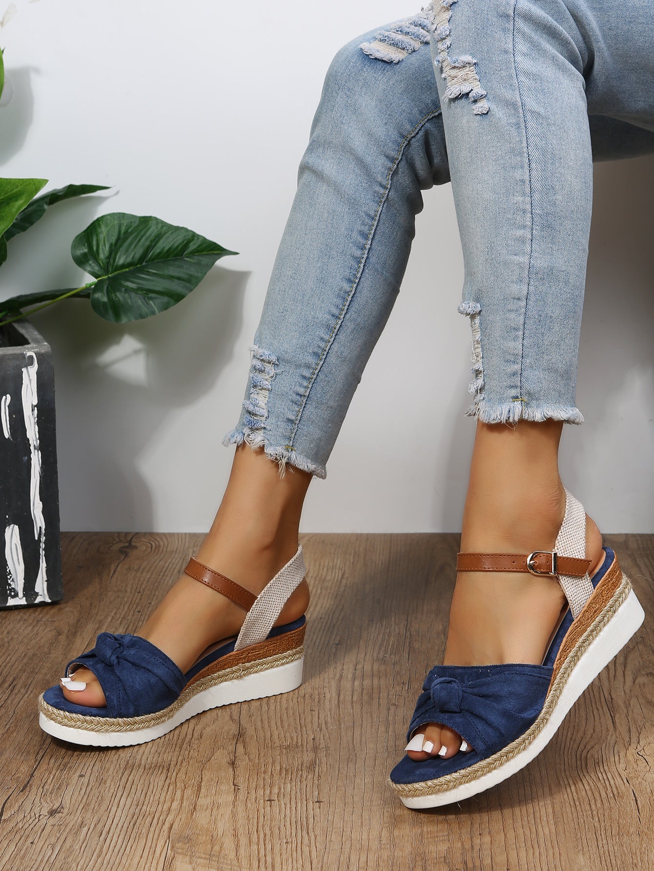 Fish Mouth Bow Hemp Rope Sole Light Platform Sandals