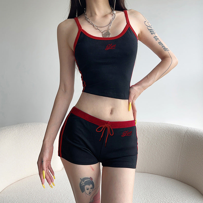U-neck Camisole With Drawstring And Lace-up Details Paired With Shorts