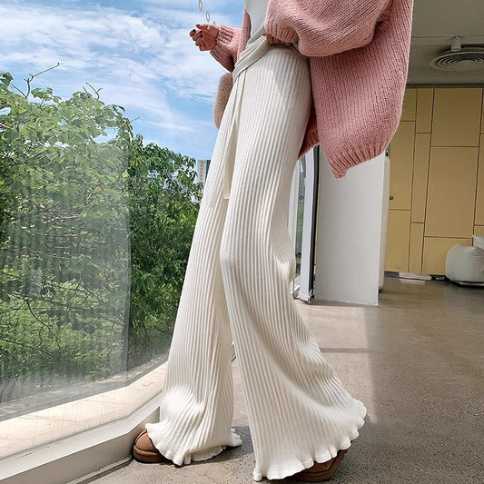 Women's Loose, Laid-back Flared Pants With Ruffled Hems