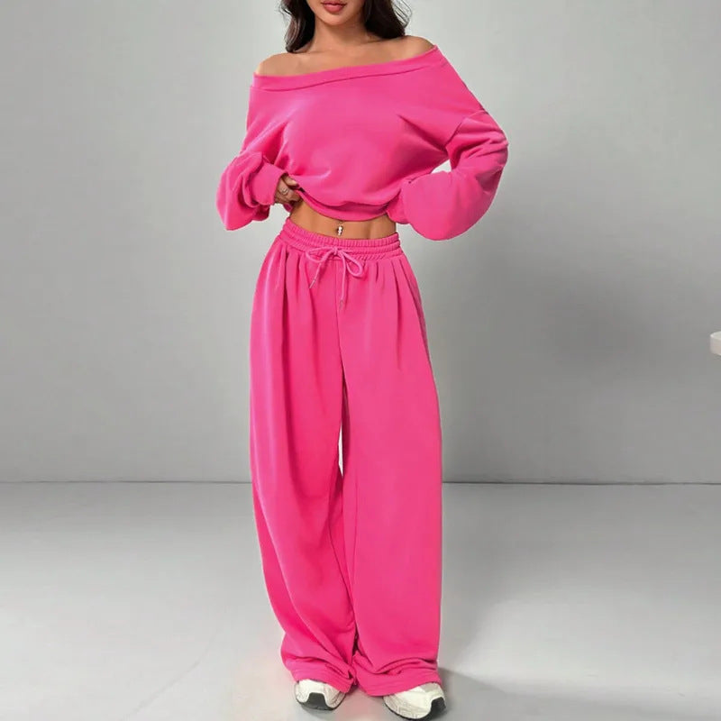 Figursyet off-shoulder croptop med afslappede bukser sæt