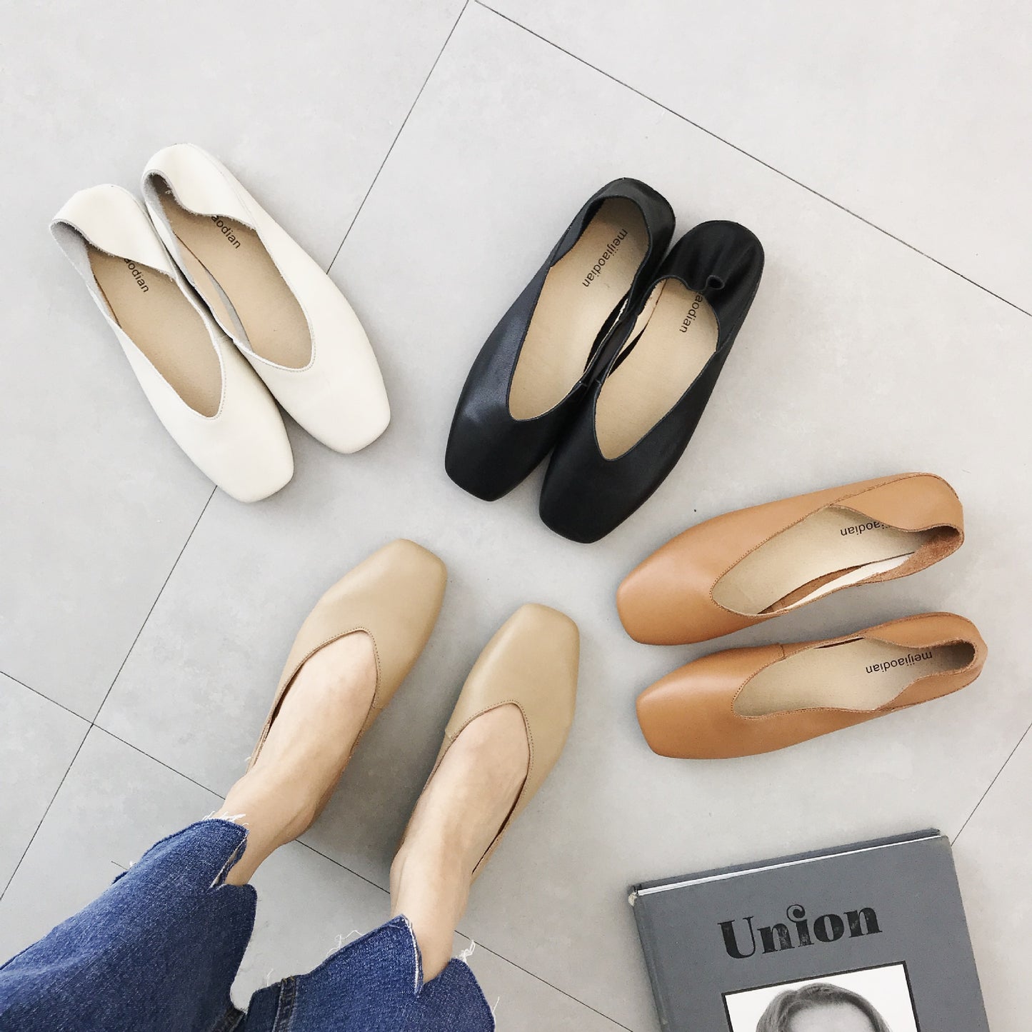 Soft Leather Simple Shallow Mouth Square Toe Grandma Shoes