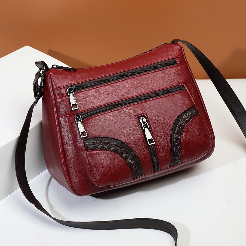Fashionable Large Capacity Shoulder Bag For Women