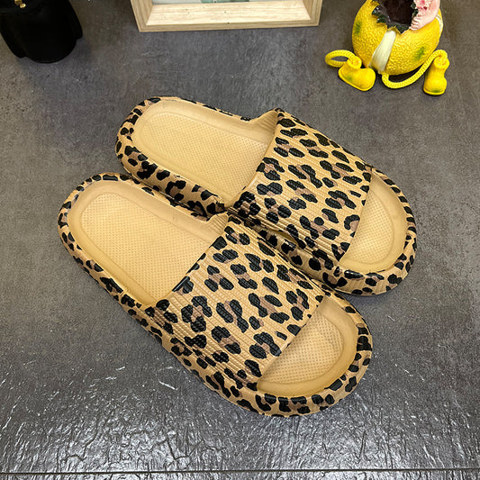 Women's Fashion Outer Wear Personality A Word Thick Bottom Slippers