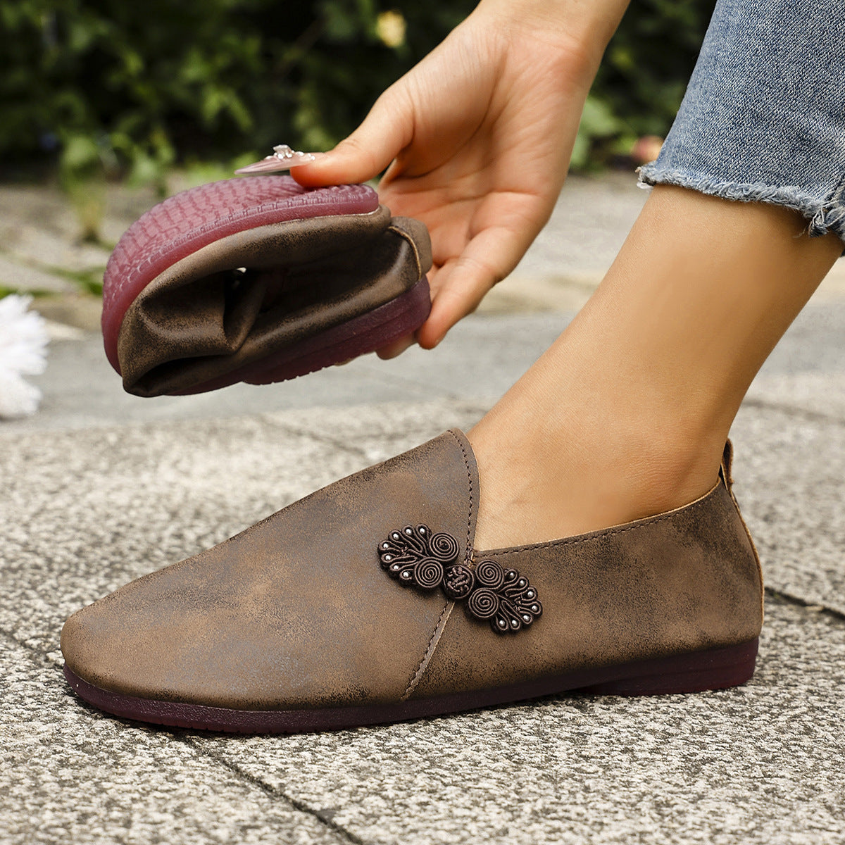 New Slippers Retro Buckle Closed-toe Slippers Women
