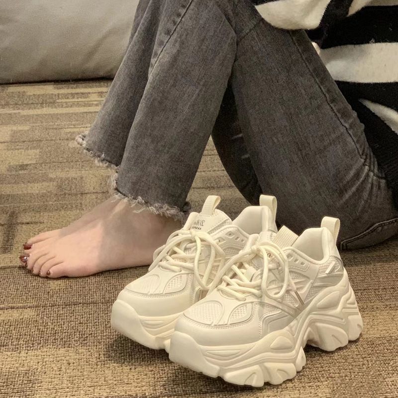Look Tall Thick Bottom Fried Street Sneaker
