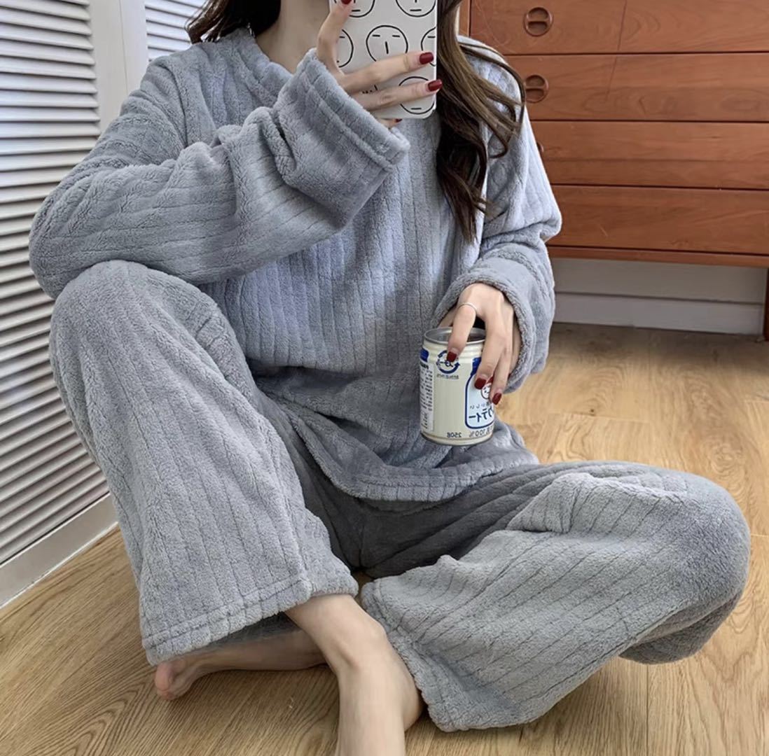 New Vertical Stripe Thickened Warm Home Suit