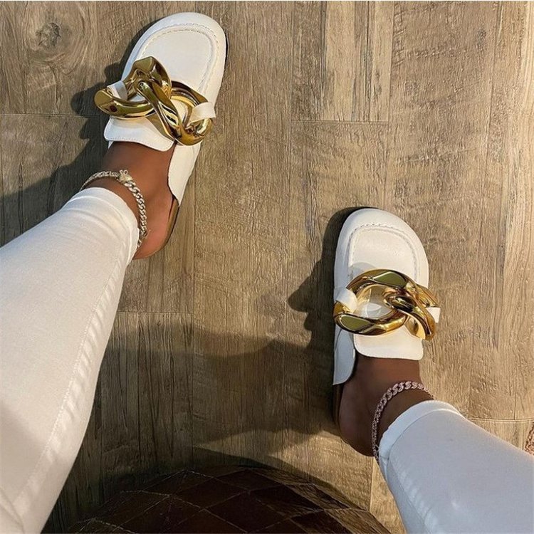 Fashionable Thick-soled Baotou Metal Chain Slippers