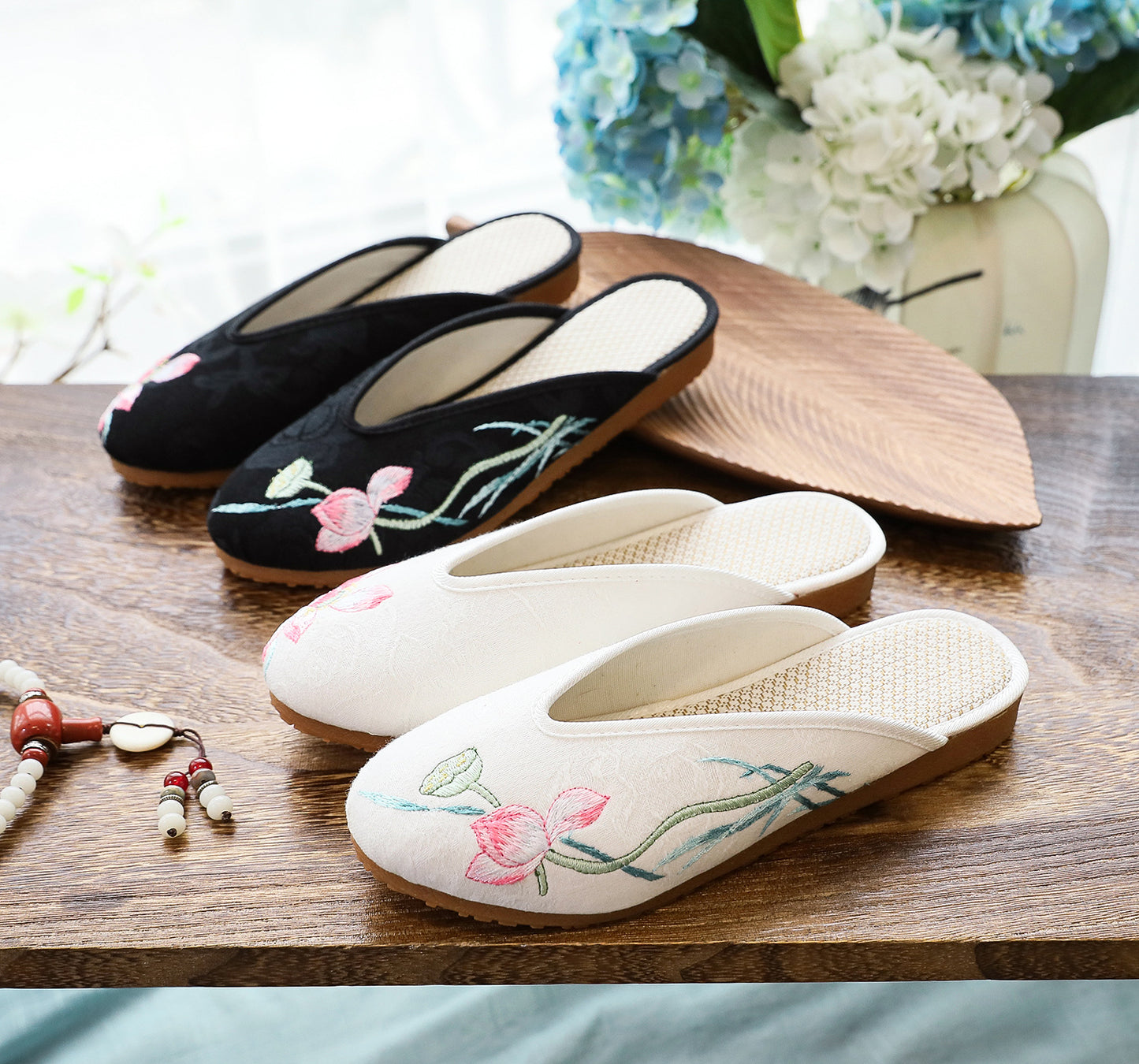 National Style Embroidered Women's Shoes