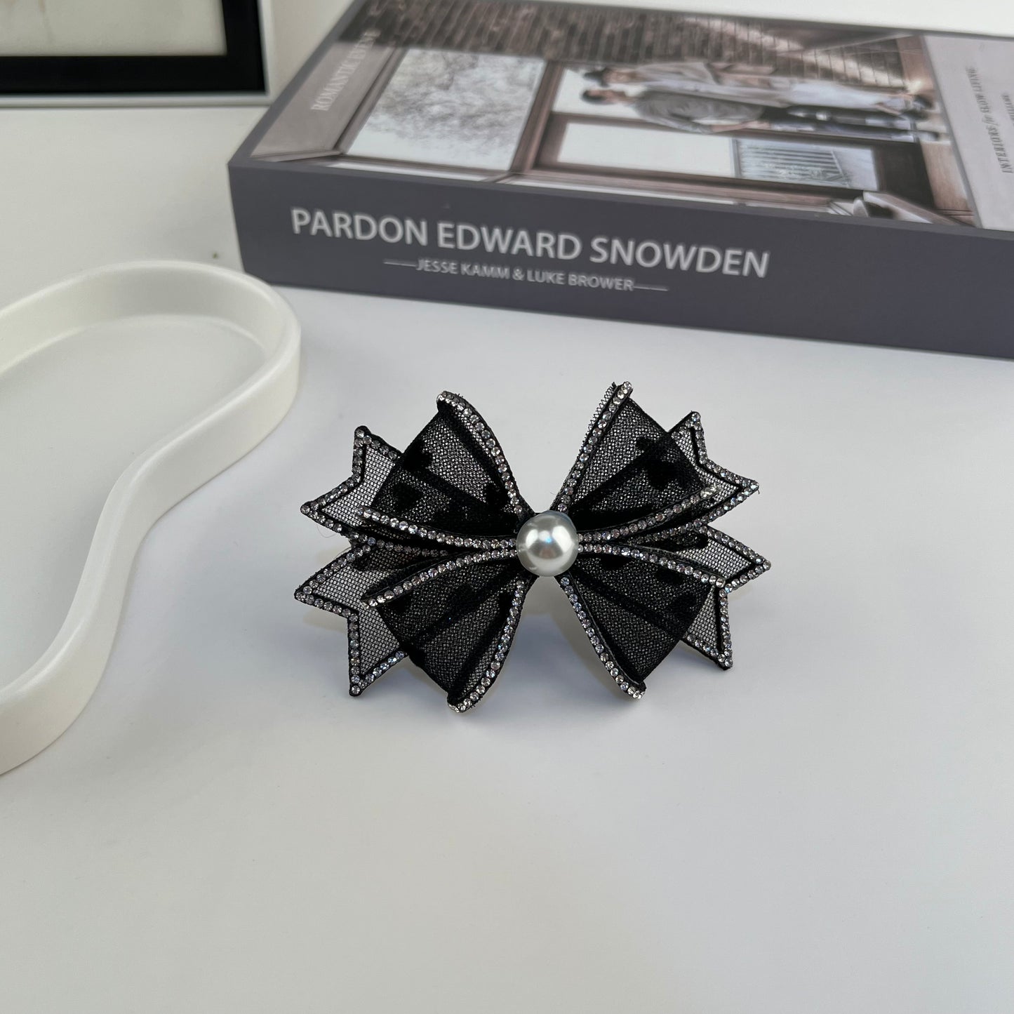 Bow Knot Rhinestone Edging Mesh Hairpin
