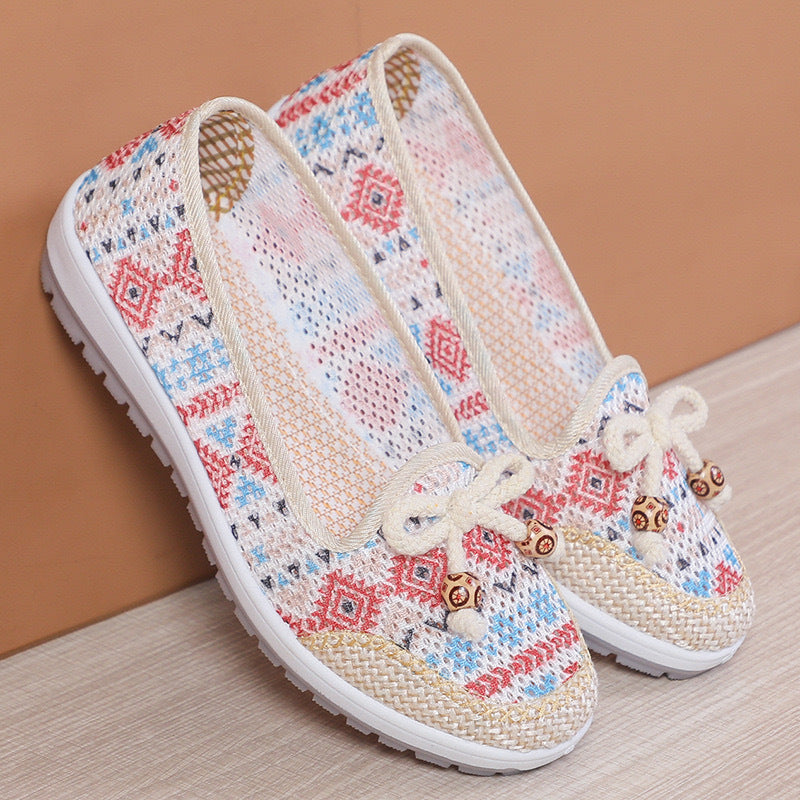 Women's Soft-soled Non-slip Breathable Hollow Cloth Shoes