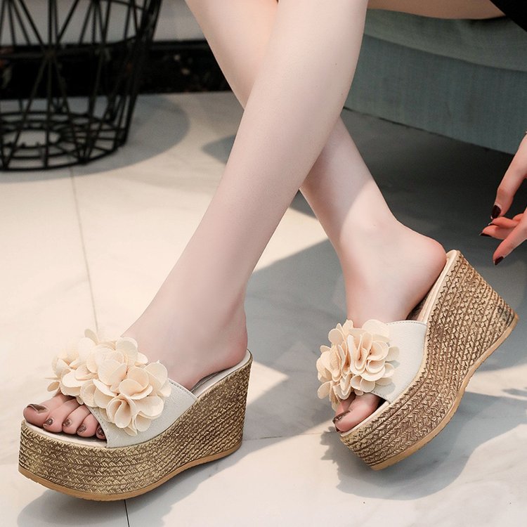 Fashion Summer Flower Outer Wear Thick Bottom Korean Style One-line Wedge Slippers