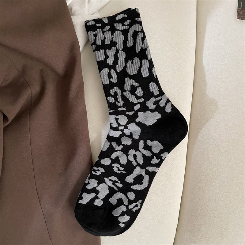 Women's Mid Tube Stockings Brown Leopard Pattern Sports Stockings