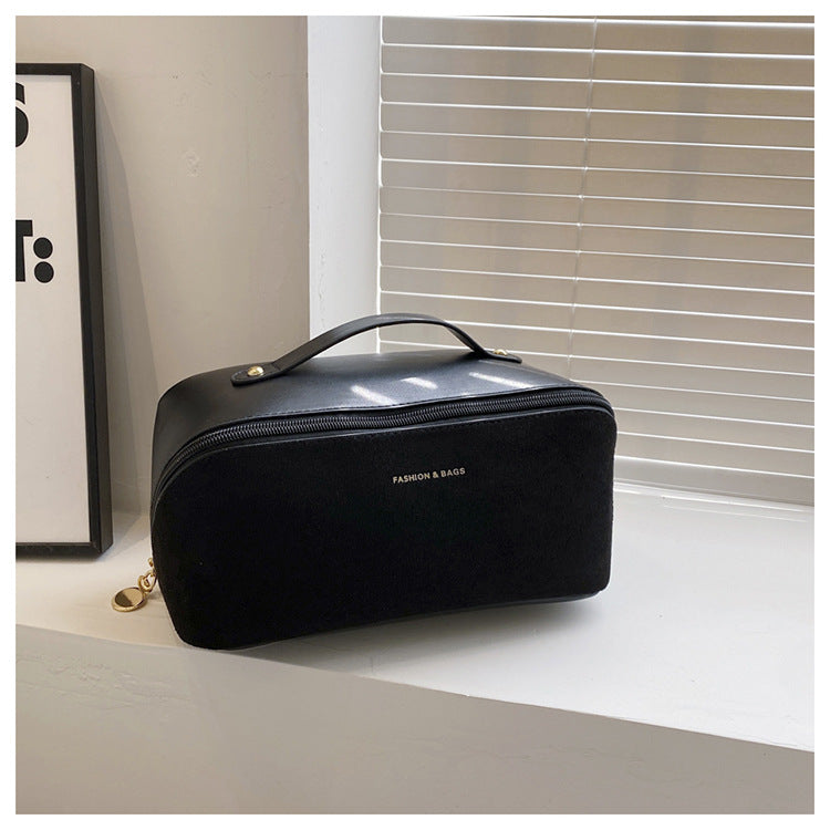 Minority Design Portable Large Capacity Suede Hand Bag