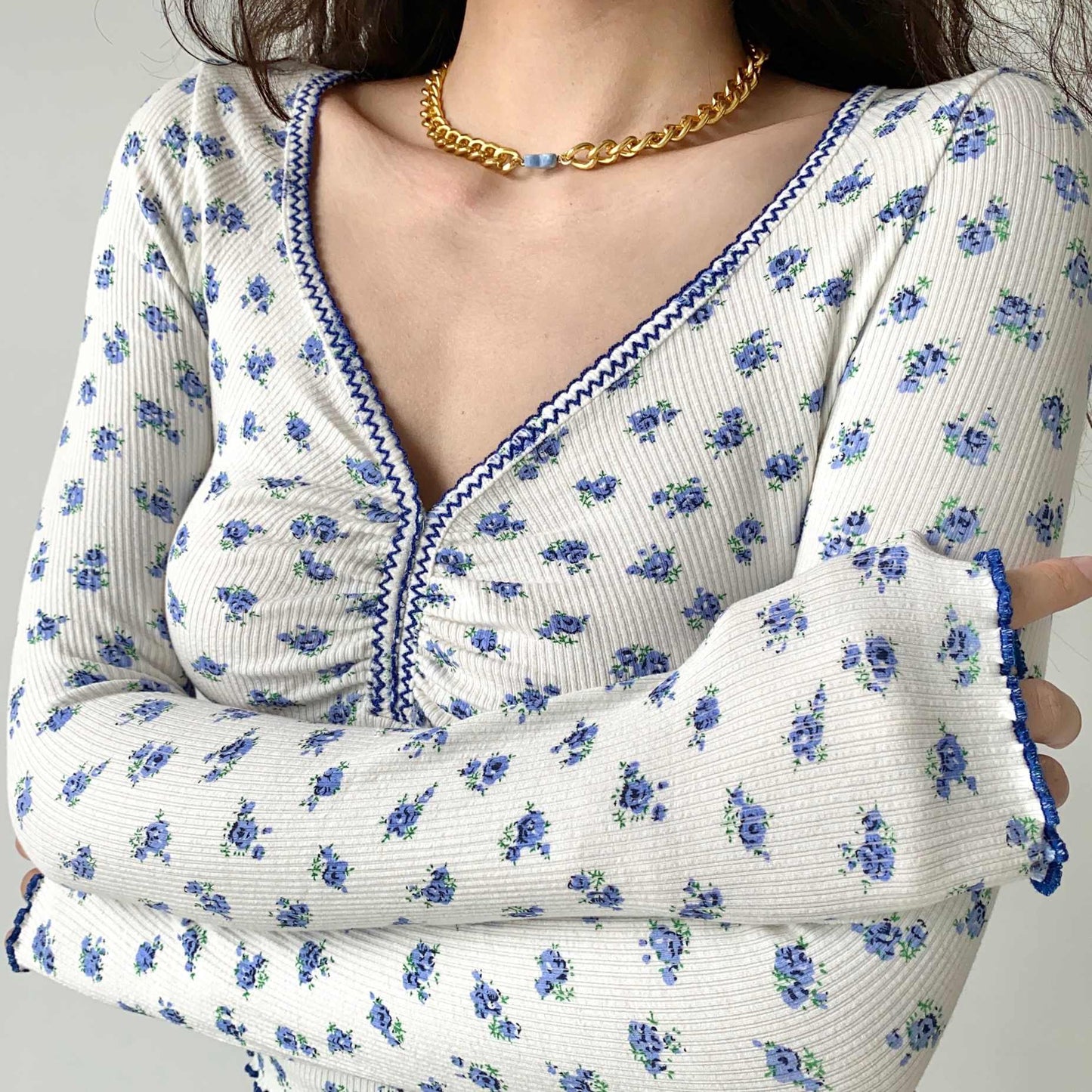 Pleated V-neck Floral Long-sleeved T-shirt Slim-fit Crop-top