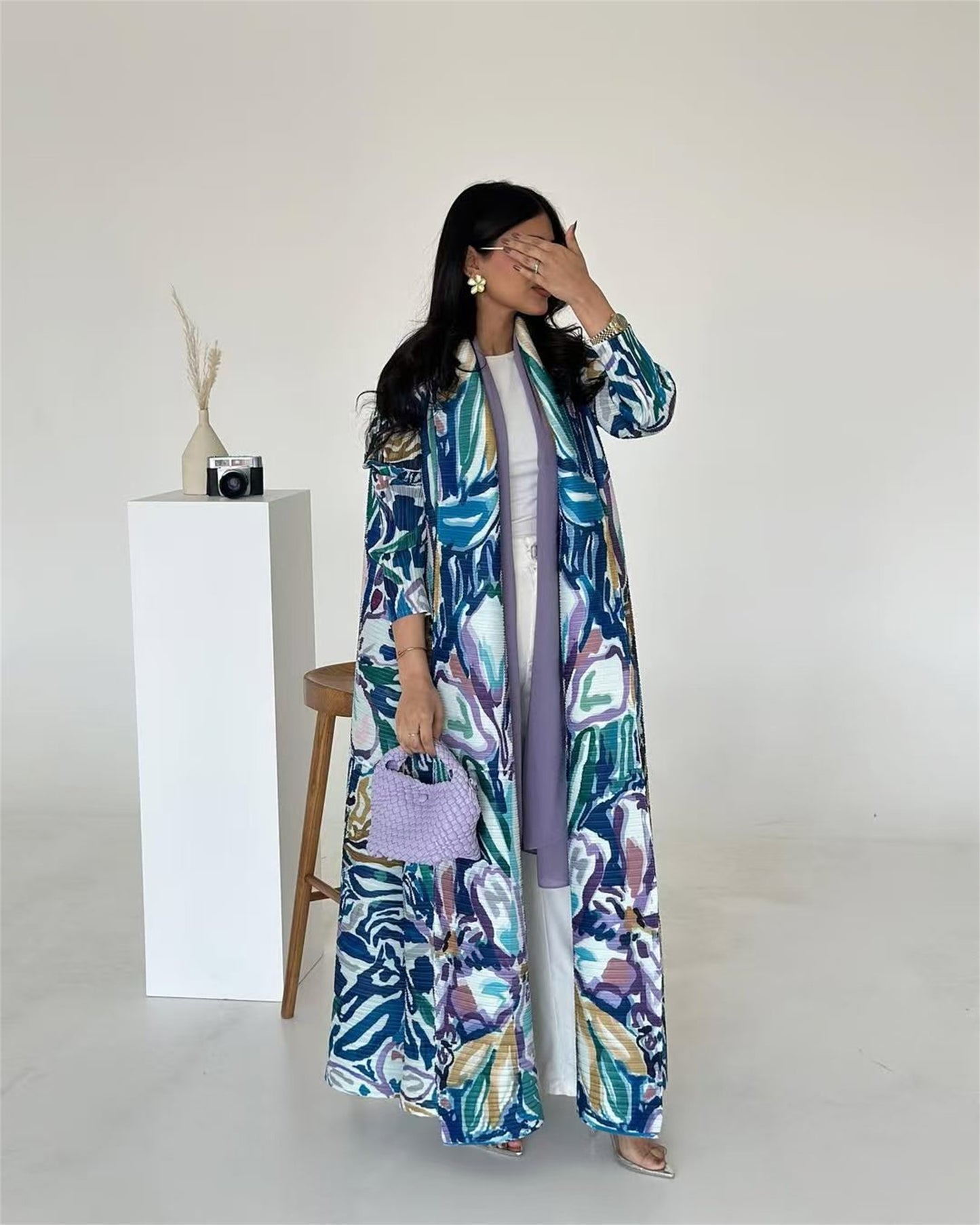 Women's Temperament Cardigan A Bai Ya Robe