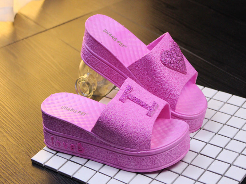 Women's Cute Peach Heart Thick Soft Sole Slippers