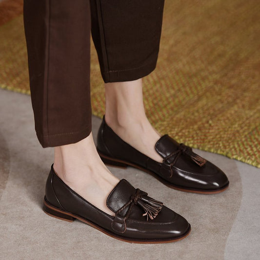 Vintage Leather Women's Round Head Tassel Low-cut Shoes