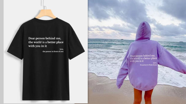 Dame-plyshættetrøje med bogstavprint, kængurulomme og snøre, unisex