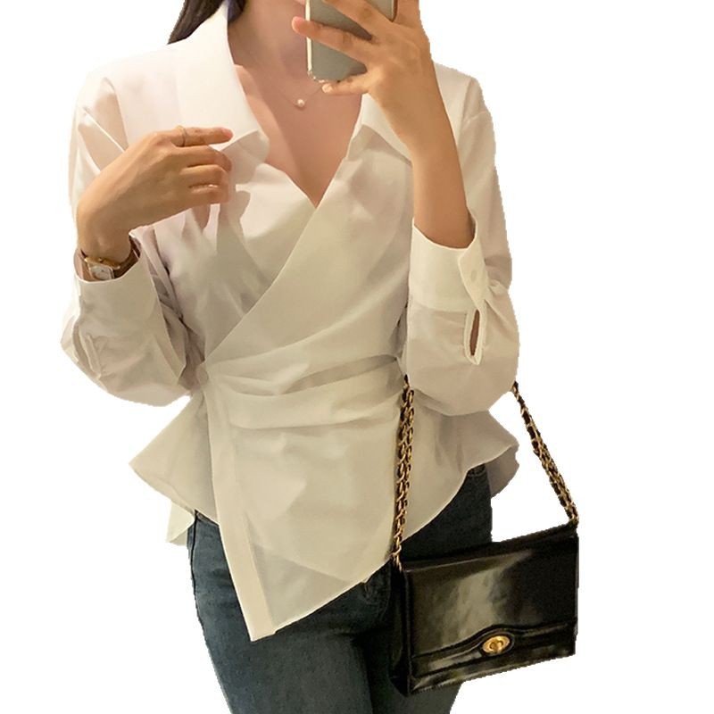 Sexy Yet Understated Fitted Blouse For Women
