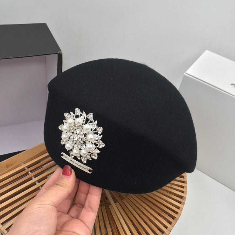 Celebrity Elegant Bright Diamond Woolen Black Beret