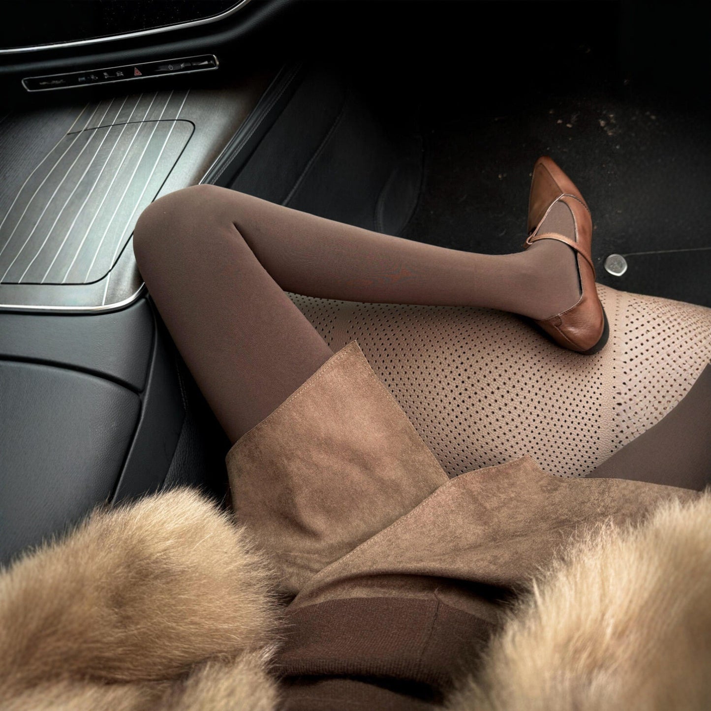 Womens Retro Low-Pressure Coffee Velvet Tights For FallWinter
