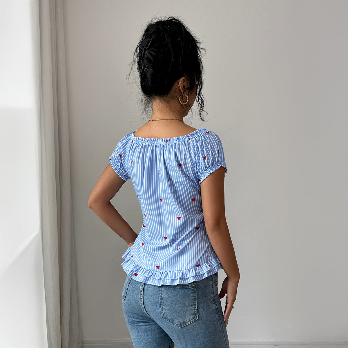 Elegant Figure-flattering Shirt With A Waist-cinching Design Floral Print And Puff Sleeves