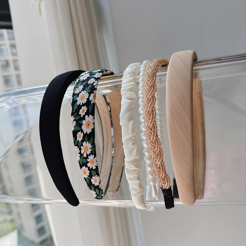 Floral Fabric Solid Color Clip For Women